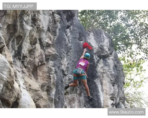 重庆攀岩队灵活性创新高引领全国攀岩新潮流与发展趋势 重庆攀岩队灵活性创新高引领全国攀岩新潮流与发展趋势